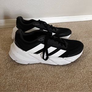 Adidas Adistar’s Size 8.5